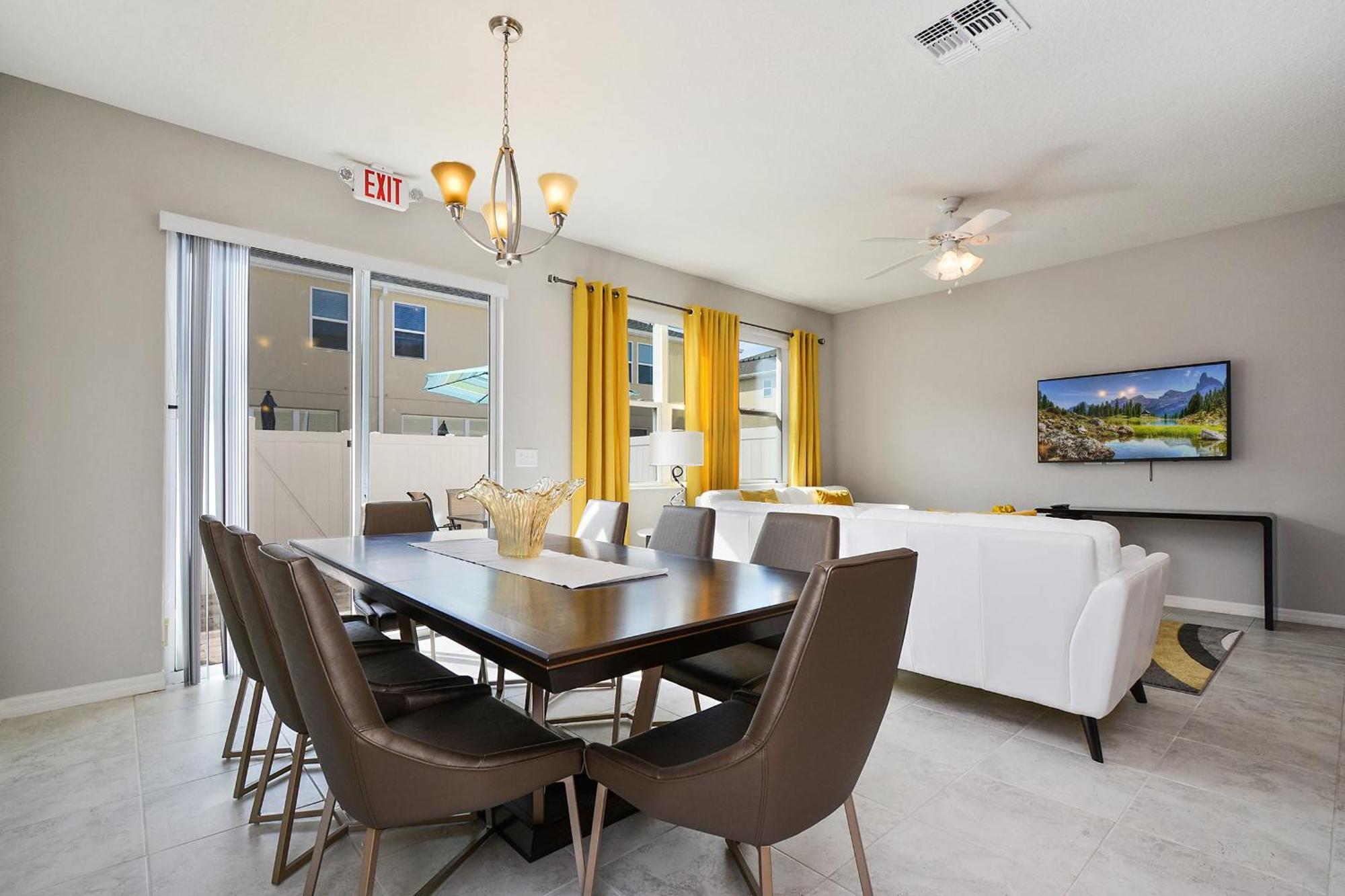 Four Bedrooms Townhome 5122 كيسيمي المظهر الخارجي الصورة