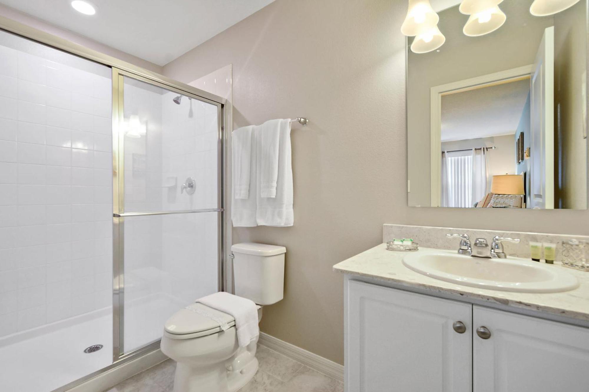 Four Bedrooms Townhome 5122 كيسيمي المظهر الخارجي الصورة